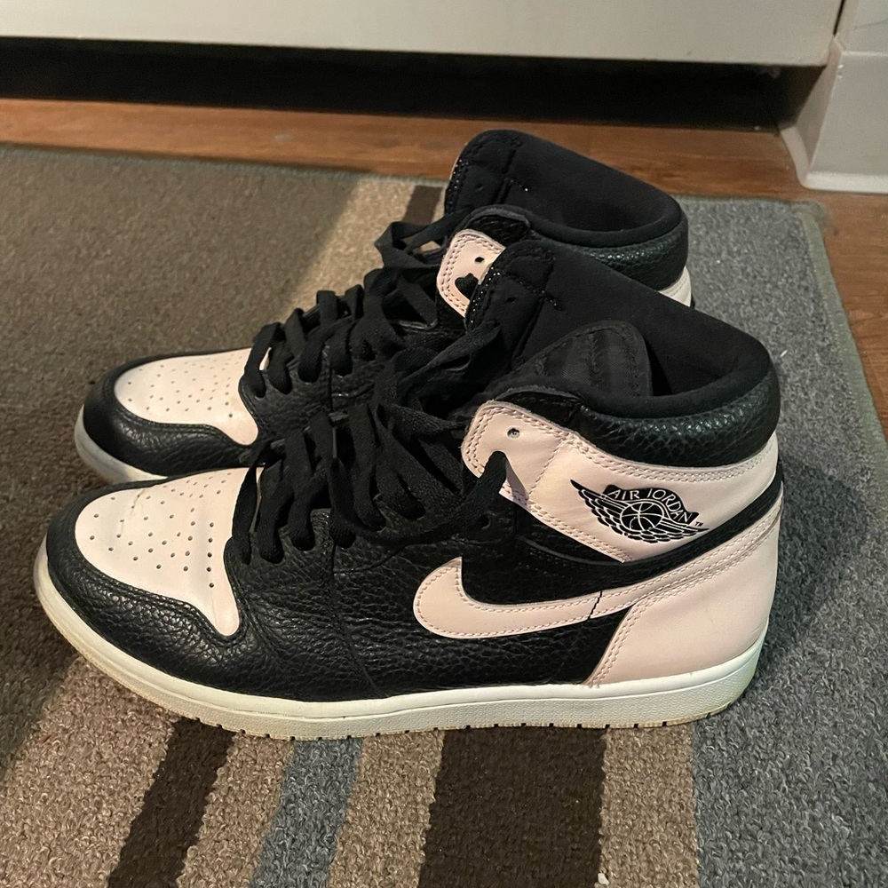 Jordan 1 Crimson